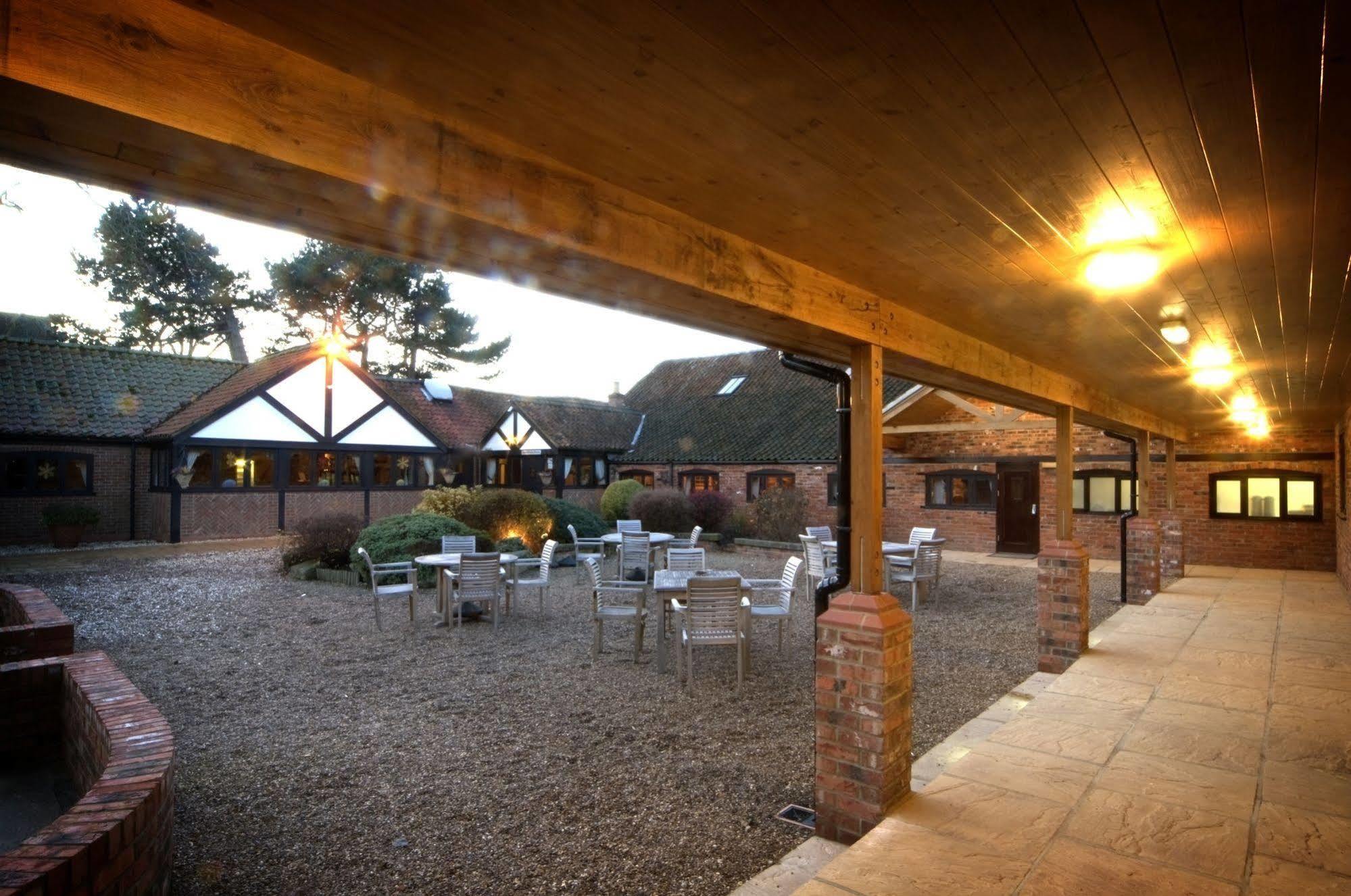 Hall Farm Hotel And Restaurant Ashby cum Fenby Esterno foto